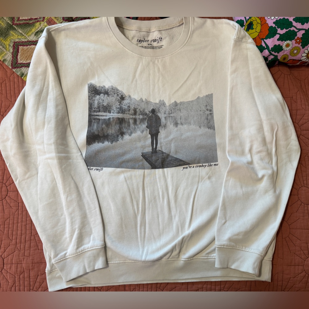 Taylor Swift Cowboy Like Me Crewneck